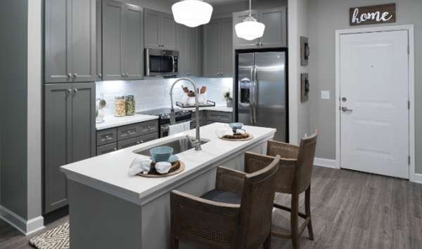 Kitchen Cabinets - Avenida Cool Springs