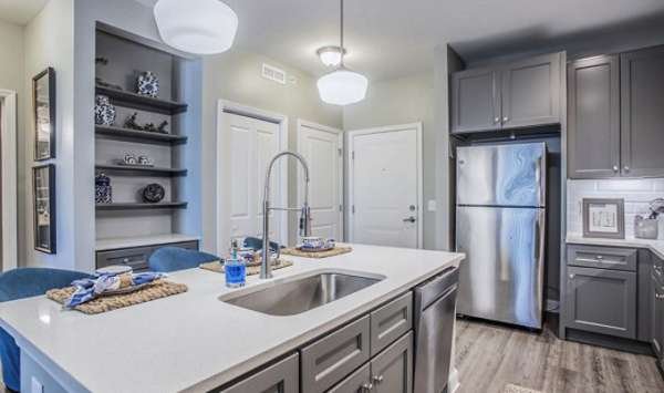 Kitchen Cabinets - Avenida Cool Springs - Smokey Gray